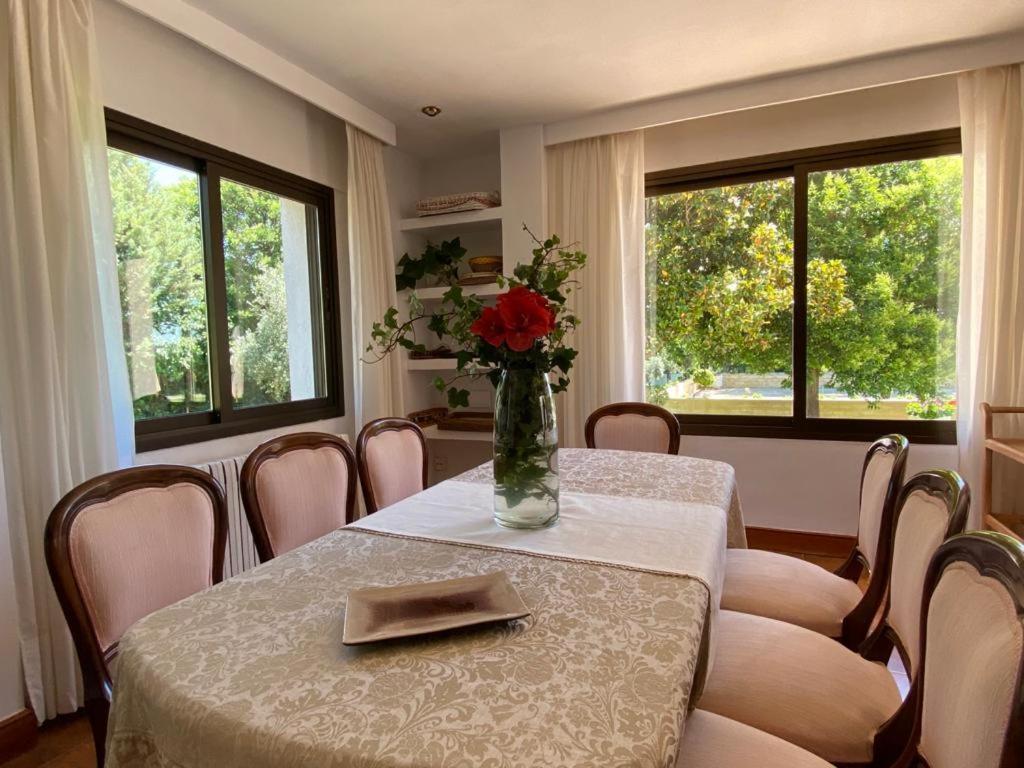 Villa Blanca Con Piscina A 15 Minutos De Toledo - Apartamentos Aloha Toledo Olias del Rey Luaran gambar