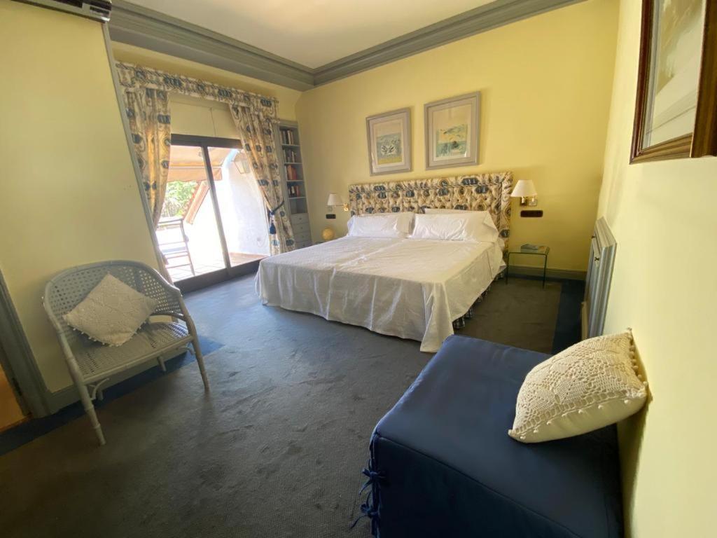 Villa Blanca Con Piscina A 15 Minutos De Toledo - Apartamentos Aloha Toledo Olias del Rey Luaran gambar